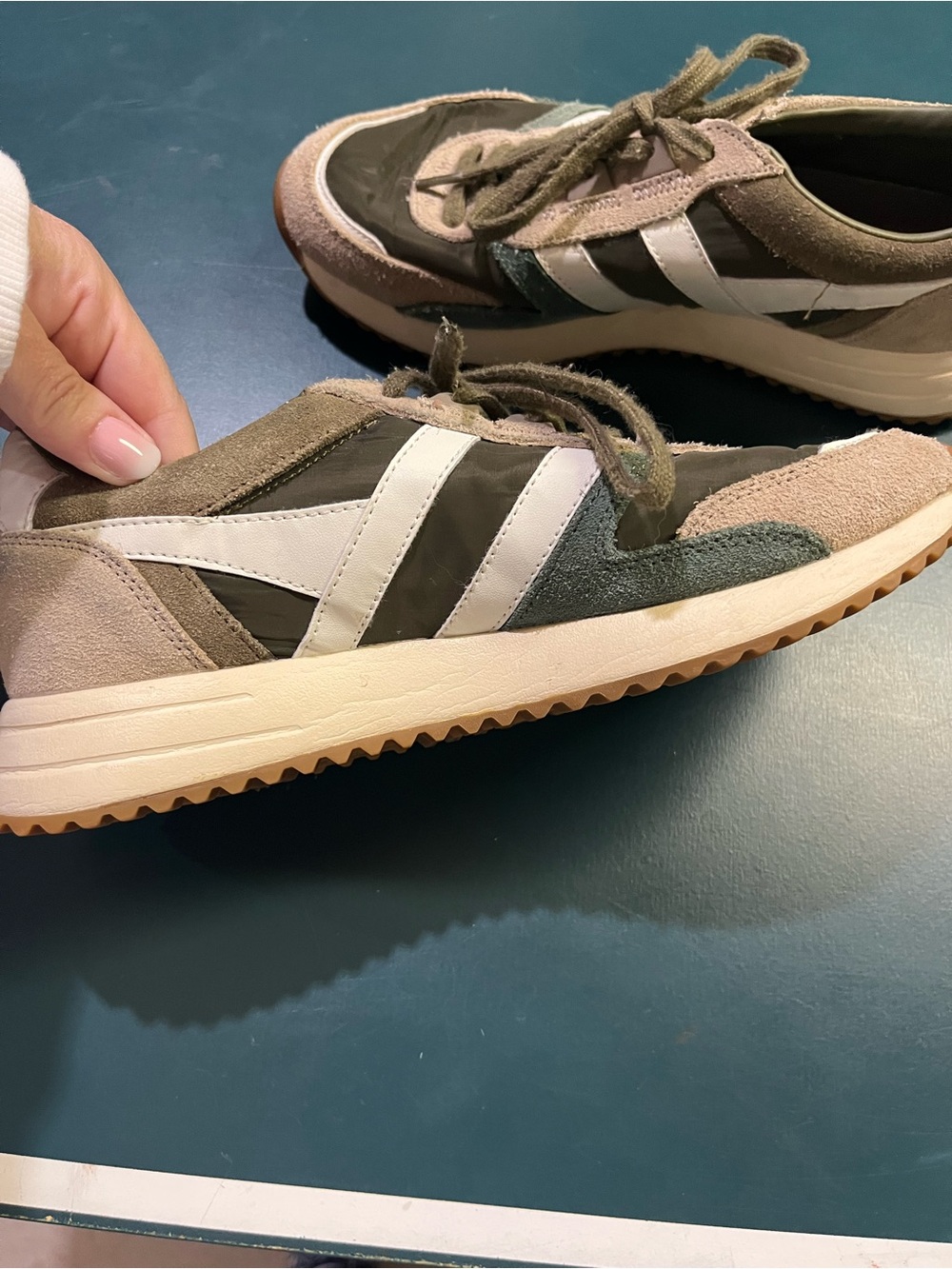 Gola Women’s Olive, Beige & Teal Retro Trainer Sneakers - Picture 9 of 14